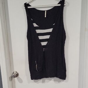 Black Sleeveless Top